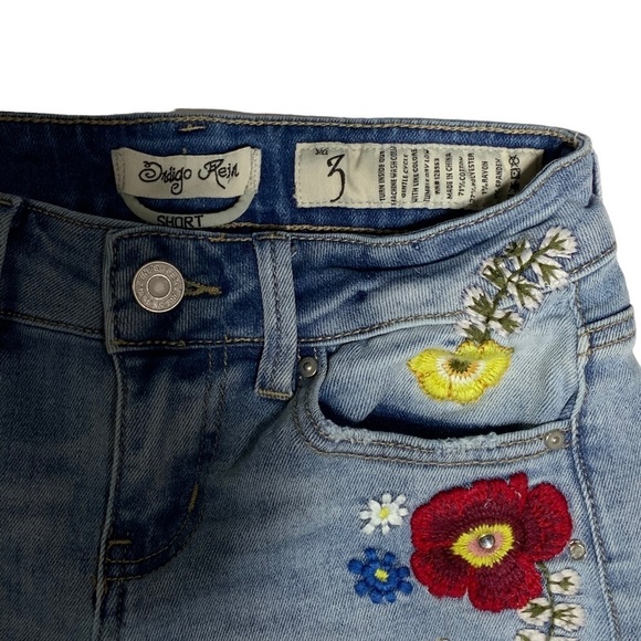 Indigo Rein Jean Shorts Embroidered Boho Flower Frayed Retro Hippy Junior SZ 3 - Picture 9 of 13